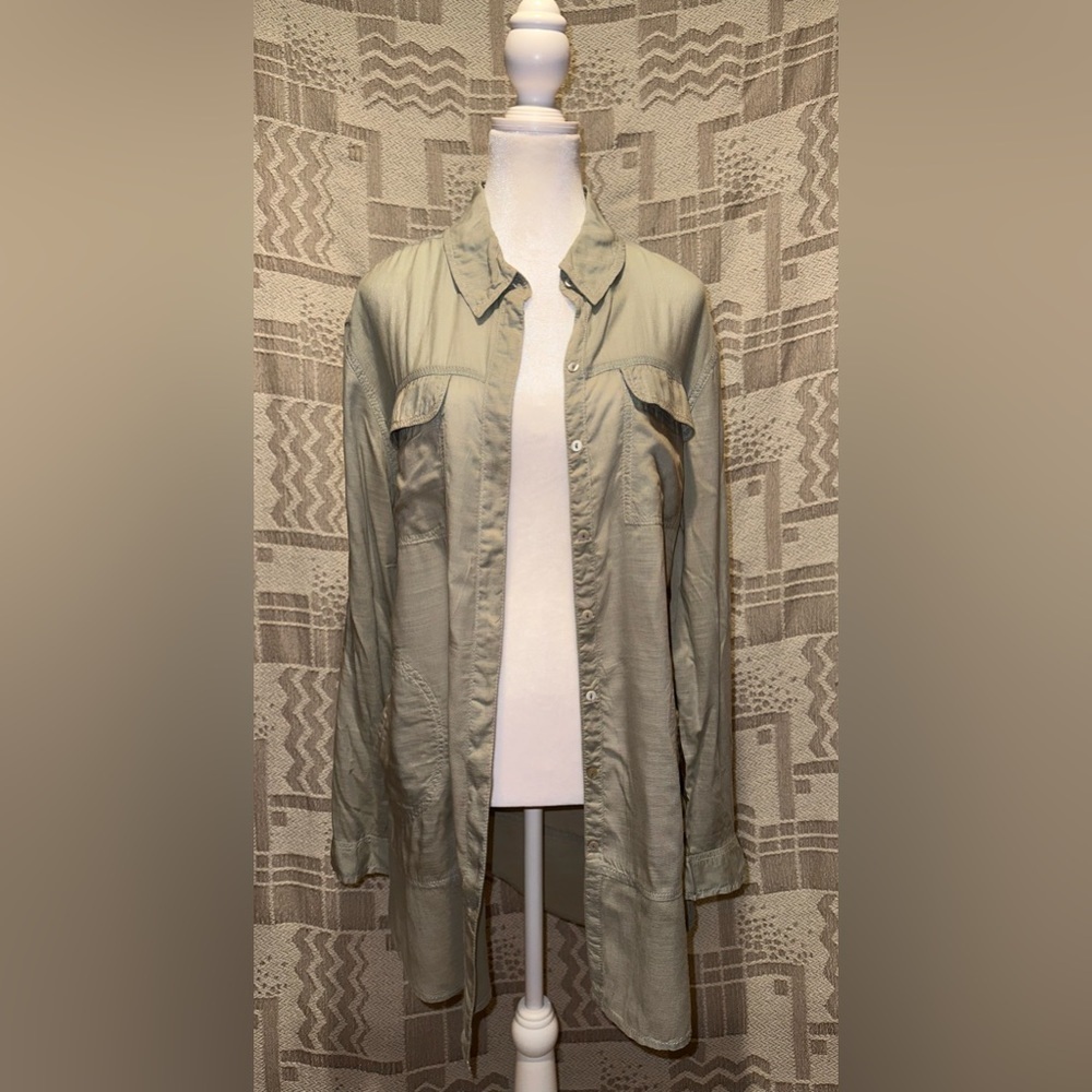 Holding Horses Anthropologie Oversizes Top
